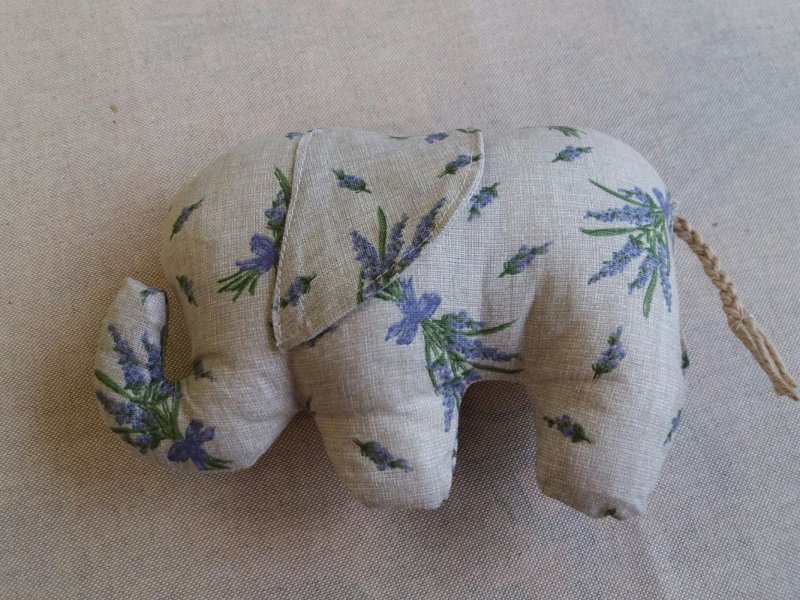 ELEFANT ALEX
